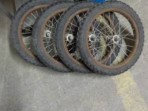 lot 366 image: 4 Wheels...