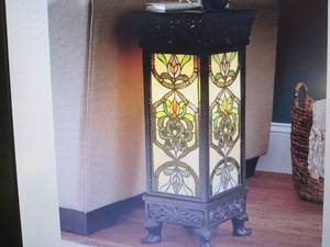 lot 25 image: Stained Glass Lighted Pedestal Tabl...