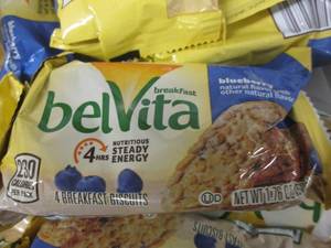 lot 49 image: 12- 1.76 oz pks belVita Breakfast B...