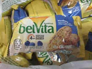 lot 54 image: 12- 1.76 oz pks belVita Breakfast B...