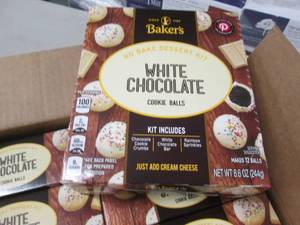 lot 98 image: Case of 6 - 8.6 oz Boxes Bakers Wh...