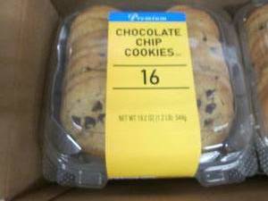 lot 108 image: 4- 16ct pks Premium Chocolate Chip ...