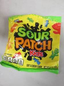 lot 148 image: 12- 3.6 oz Bags Sour Patch Kids ...