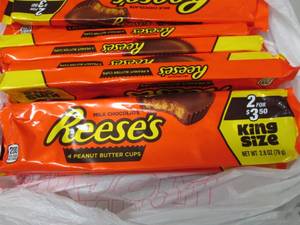 lot 191 image: 12- 2.8 oz pks Reeses ...