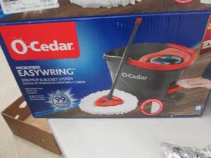 lot 217 image: OCedar Microfiber Easywring open b...