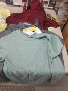 lot 232 image: 2 Mens Large T Shirts, 1 Medium Po...