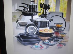 lot 344 image: Chef Tested 44-Piece All-in-One Kit...