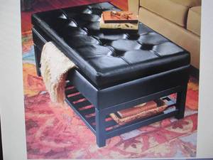 lot 359 image: Hudson Storage Bench open box Retai...