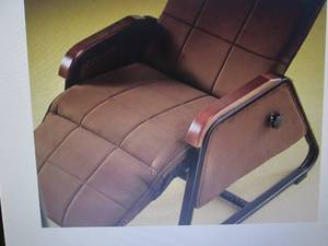 lot 360 image: Zero Gravity Chair open box Retail ...