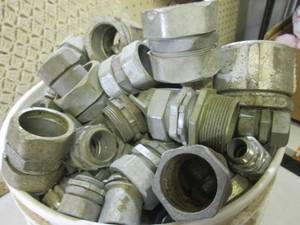 Assorted Compression Fittings in 5 ...