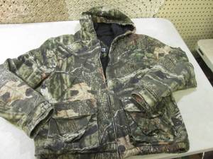 Kids size Mossy Oak Lined Camo Hood...