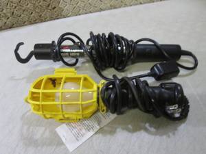 2 Work Lights  D-3...