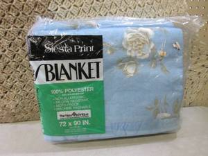 Blanket 72 x 90  RM1...