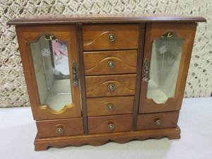 Wood Jewelry Box 14 x 11 12 x 5...