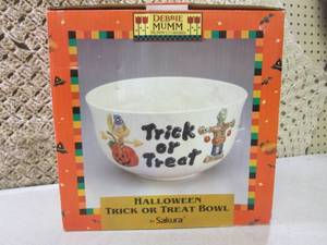 Halloween Trick or Treat Bowl  F-0...