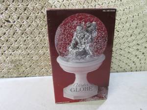Santa Water Globe  FS...