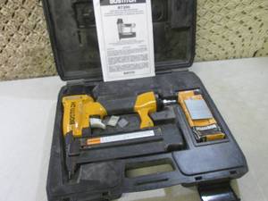 Bostitch Brad Nailer with Case  RM2...