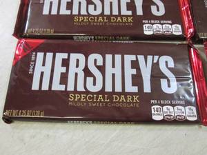 6 XL Hersheys Special Dark Mildly S...