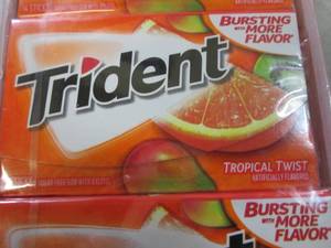 12 Packs of Trident Tropical Twist ...