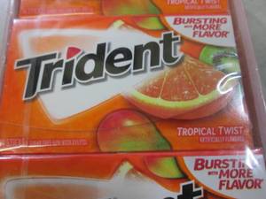 12 Packs of Trident Tropical Twist ...