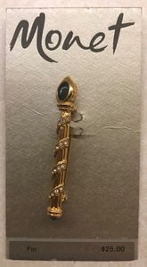Monet Fashion Pin