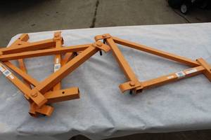 lot 23 image: Tier Scaffolding Outrigger