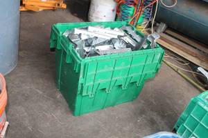 lot 37 image: Lot of (1 Tote) Simpson Strong-Tie LUS210Z ESR-2523