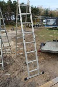 lot 47 image: Aluminum Extra Heavy Duty Industrial Step Ladder 8