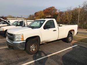 lot 3 image: 2008 CHEVY SILVERADO HD 2500 4X2 PICKUP  - 6.0 LITER VORTEC - NICE TRUCK   (#1400)