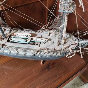 lot 1121 image: Constitution Tall Ship Model