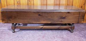 lot 603 image: Traditional Drop Leaf Coffee Table