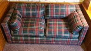 lot 732 image: Plaid Love Seat