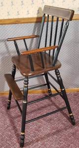 lot 304 image: Hitchcock Childs Highchair