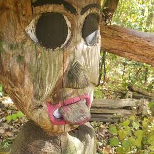 lot 208 image: Folk Art Tree Stump Whimsical Forest Lincoln