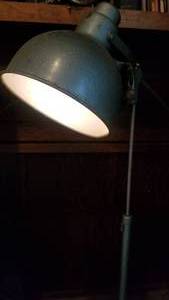 lot 2904 image: Industrial Extension Floor Lamp