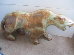 Marble cougar, approx 27Lx14H...