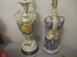 Vintage ceramic lamps - one with cr...