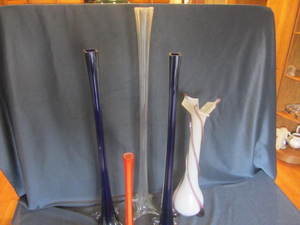 Vases with orange 16, blue 27.5, ...