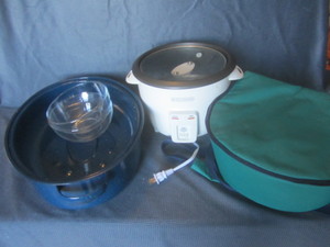 Black & Decker rice cooker, Pyrex p...