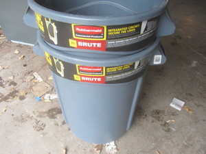 Brute 32 gallon trash receptacles, ...