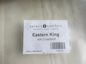 Select Comfort Eastern King air cha...