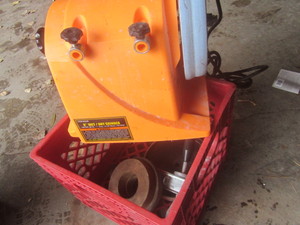 Central Machinery 8 wetdry grinde...