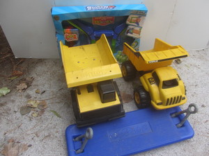 Tonka dump trucks - metal & plastic...