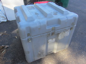 Harrdigg case, 29x27x29...