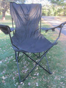 On the Edge folding mega chair, 34...