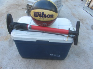 Gott cooler, hand air pump, Wilson ...