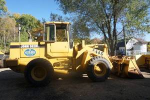 John Deere 544G Wheel Loader With Bucket & Forks RESERVE HAS BEEN MET