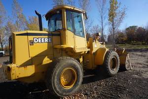 John Deere 444H Wheel Loader With Bucket