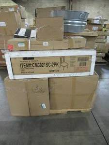 lot 133 image: WHOLESALE MIXED PALLET OF SMALL INDOOROUTDOOR FURNITURE AND DECOR