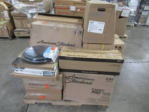 lot 205 image: WHOLESALE MIXED PALLET OF BATHROOM TUB AND TOILET PARTS